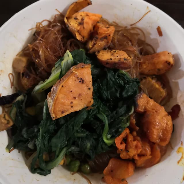 「Wok Noodles E Verdure」の料理の写真