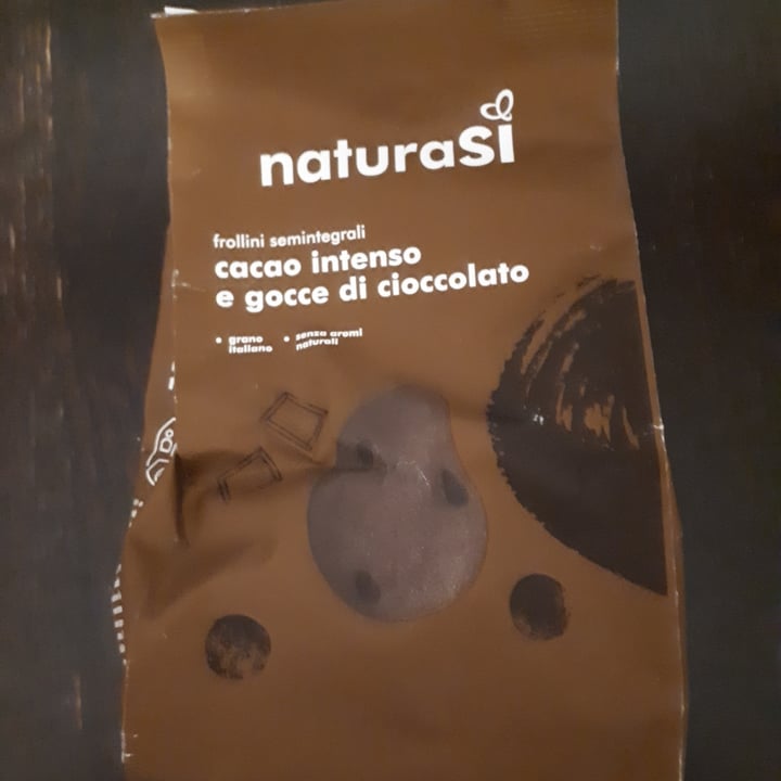 review photo of Natura Sì Frollini Semintegrali Cacao Intenso E Gocce Di Cioccolato shared by @yizzle on 30 Sep 2021 - review