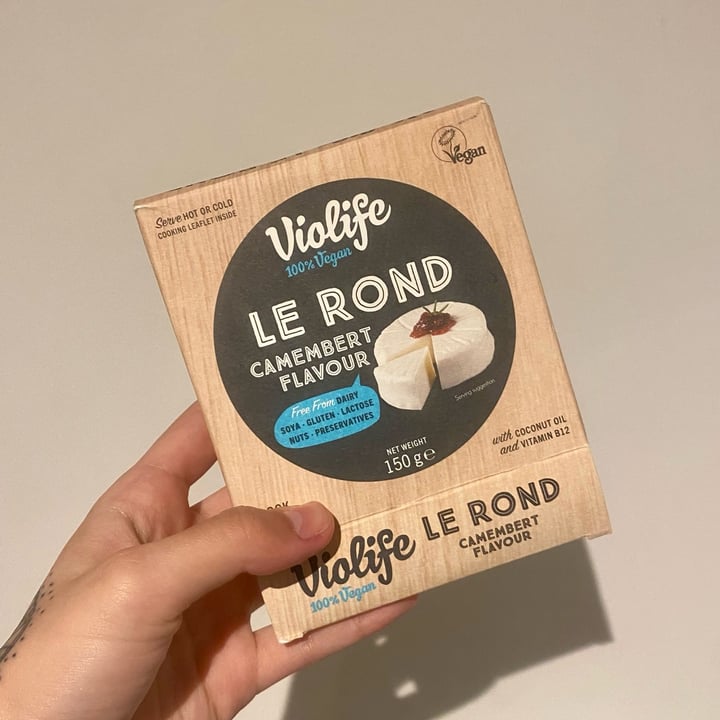 photo of Violife Le Rond Camembert flavour shared by @anaaragon on  23 Oct 2022 - review