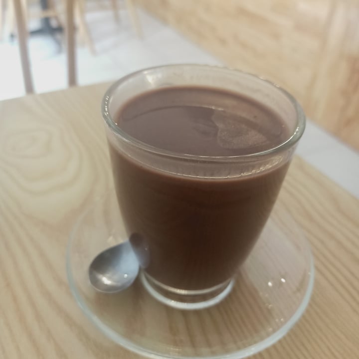 photo of Kiez Vegan Cafe & Bistro Hot chocolate shared by @conjuringwanderlust on  13 Dec 2020 - review