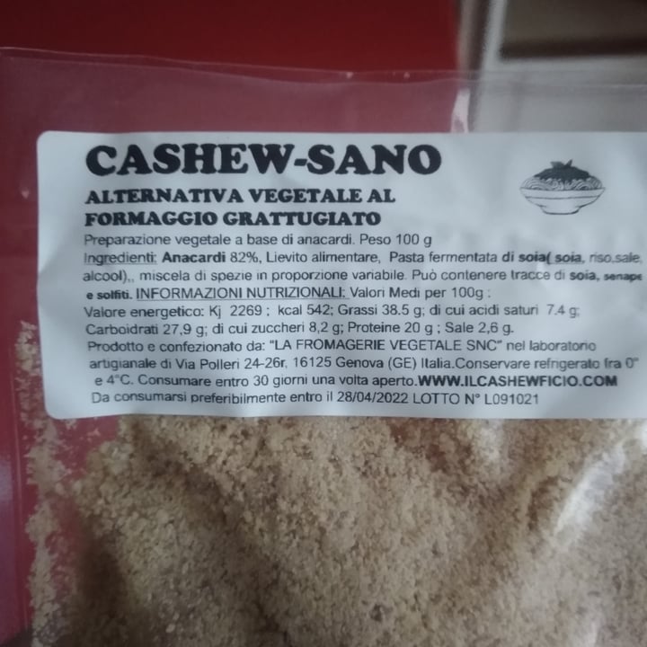 photo of Il CashewFicio Alternativ a vegetale al Formaggio Grattugiato shared by @silvias on  12 Mar 2022 - review