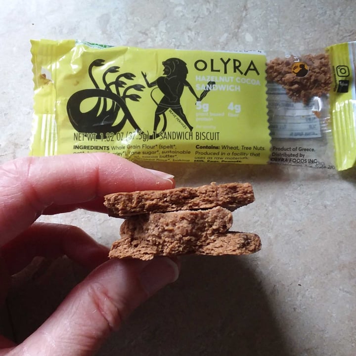 photo of Olyra Hazelnut Cocoa Sandwich Biscuit shared by @pattymvegan on  30 Nov 2021 - review