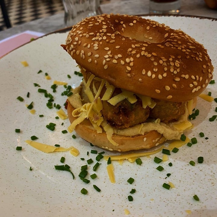 photo of The Cwtch Vegan Bagel shared by @kaceyainsworth on  27 Aug 2020 - review