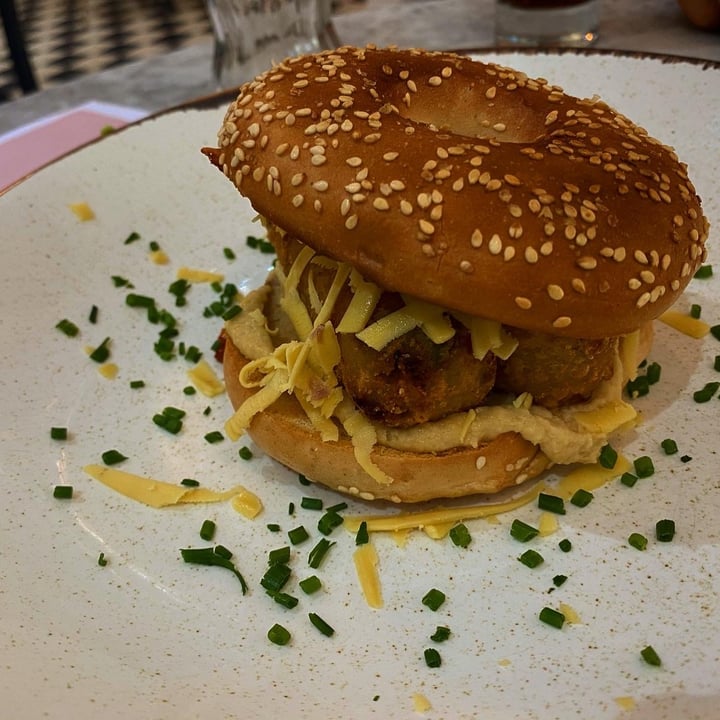 review photo of The Cwtch Vegan Bagel shared by @kaceyainsworth on 27 Aug 2020 - review