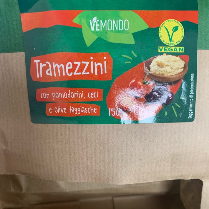 photo of Vemondo Tramezzini pomodorini ceci e olive taggiasche shared by @robottigiada on  22 Mar 2022 - review
