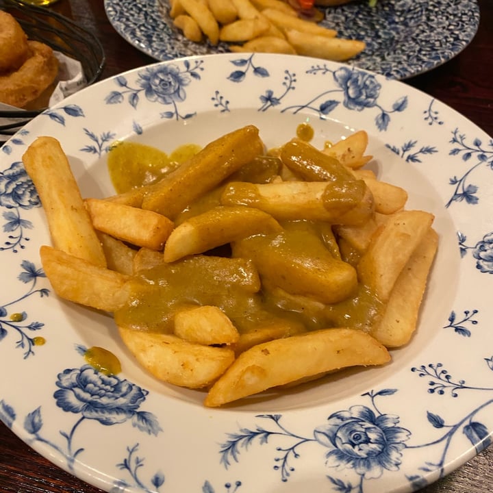 photo of Weatherspoons Pubs Curry Sauce Chips shared by @robsm95 on  10 Jan 2022 - review