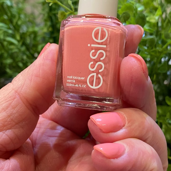 photo of Essie Nail polish shared by @socalkitties on  24 May 2022 - review