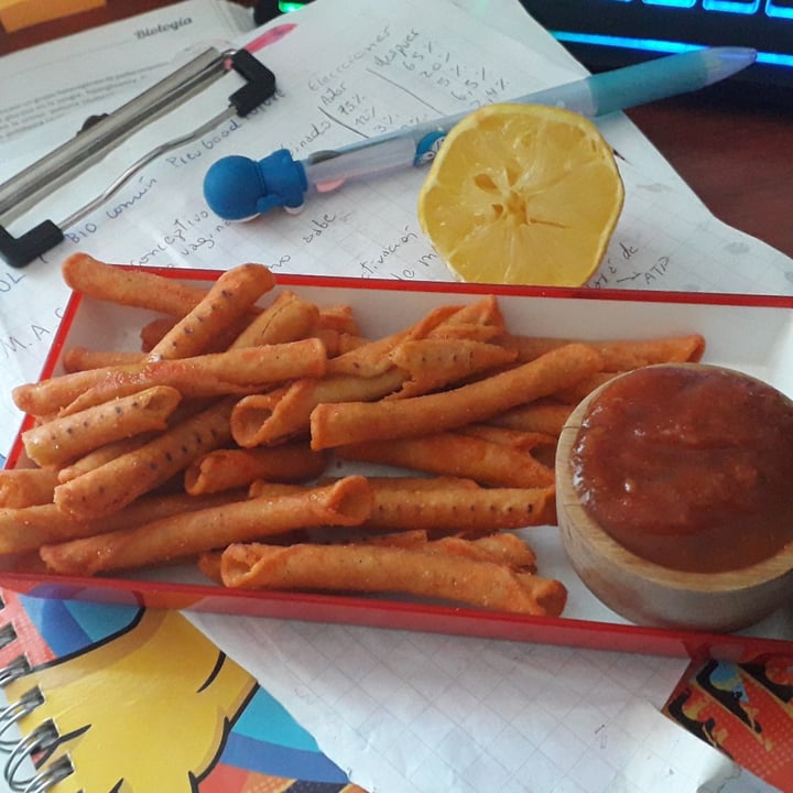 review photo of Takis Takis Xplosion shared by @manzanacanela on 01 Dec 2021 - review