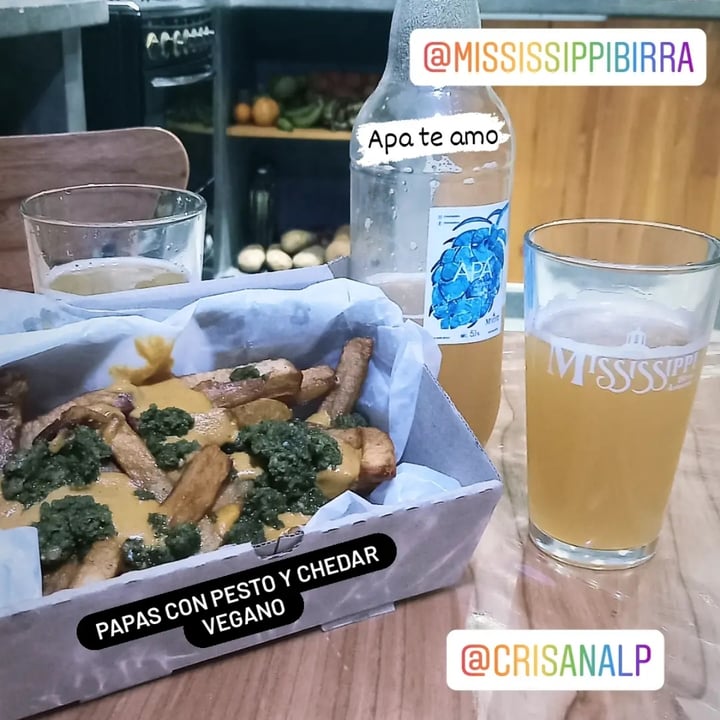 photo of Crisana Plant Based (Delivery y Take Away) Papas con cheddar y pesto shared by @pochito on  21 Aug 2021 - review