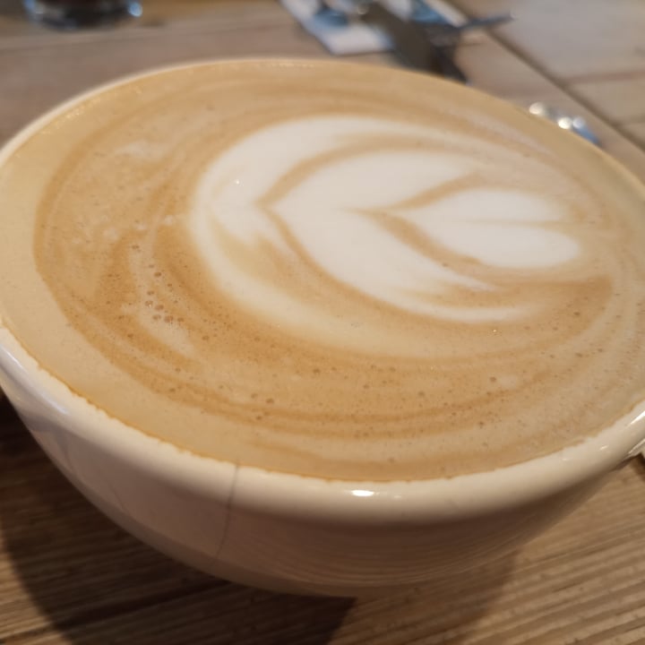 photo of Le Pain Quotidien Nordelta Latte con leche de almendras shared by @bubyy on  01 Nov 2021 - review