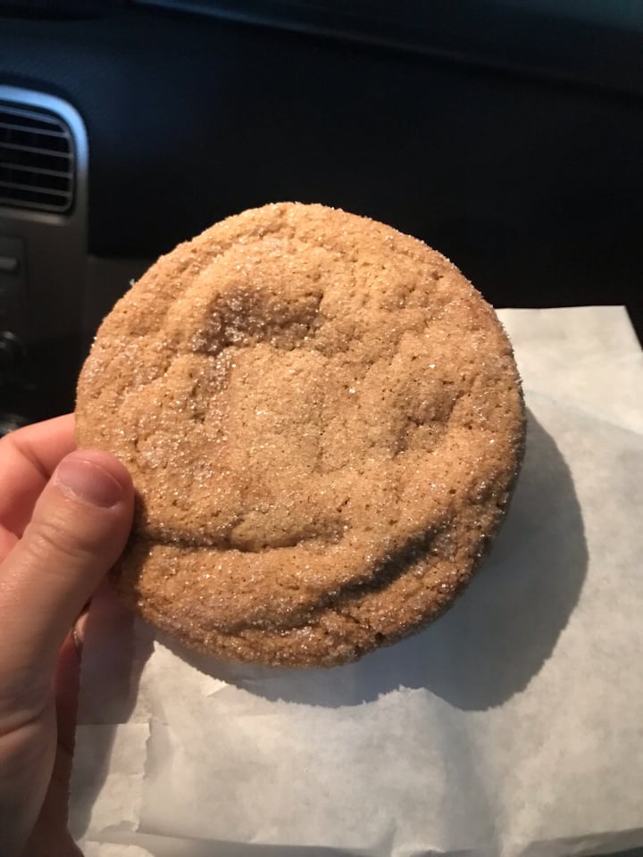 photo of Let Them Eat Cake Vegan Snickerdoodle shared by @sam0729 on  28 Jul 2019 - review
