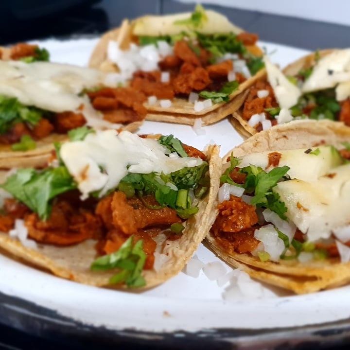 photo of Por siempre vegana 2 Tacos al Pastor (Órden de 5) shared by @bernardini96 on  30 Jun 2022 - review