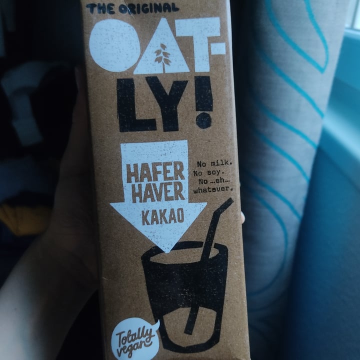 photo of Oatly Batido de avena y cacao shared by @chiccamary on  29 Dec 2021 - review