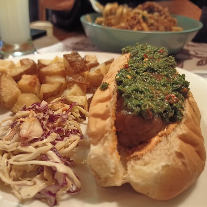 photo of Veggie Beans and Shakes Choripan shared by @gissellearthling on  20 Sep 2022 - review