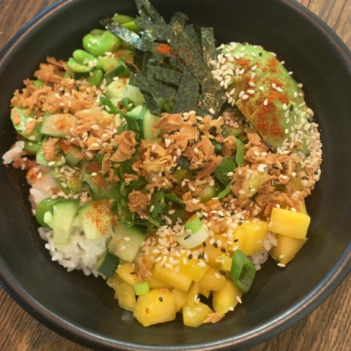 photo of Green Gorilla Café Vegan poke bowl shared by @missnaiomi on  19 Sep 2021 - review