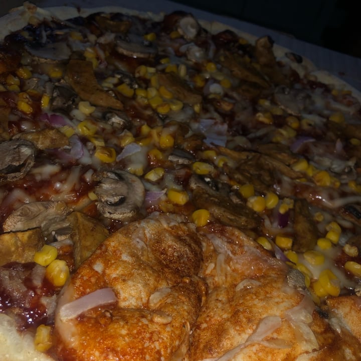 photo of Dominos Pizza The Chick-Ain’t shared by @annaleitner on  30 Dec 2021 - review