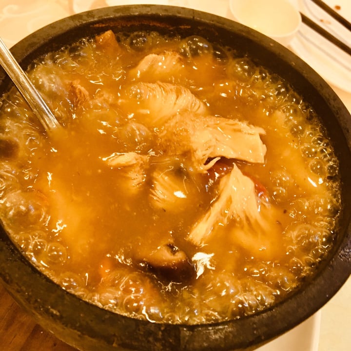photo of Miao Yi Vegetarian Restaurant Herbal Monkeyhead Mushroom Pot shared by @herbimetal on  03 Aug 2019 - review