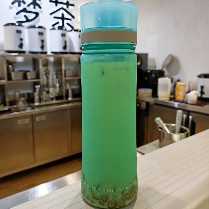 photo of Mong Cha Cha Cafe 梦茶茶 Oddly Hazy Mylk shared by @yamspotatoes on  17 Jul 2020 - review