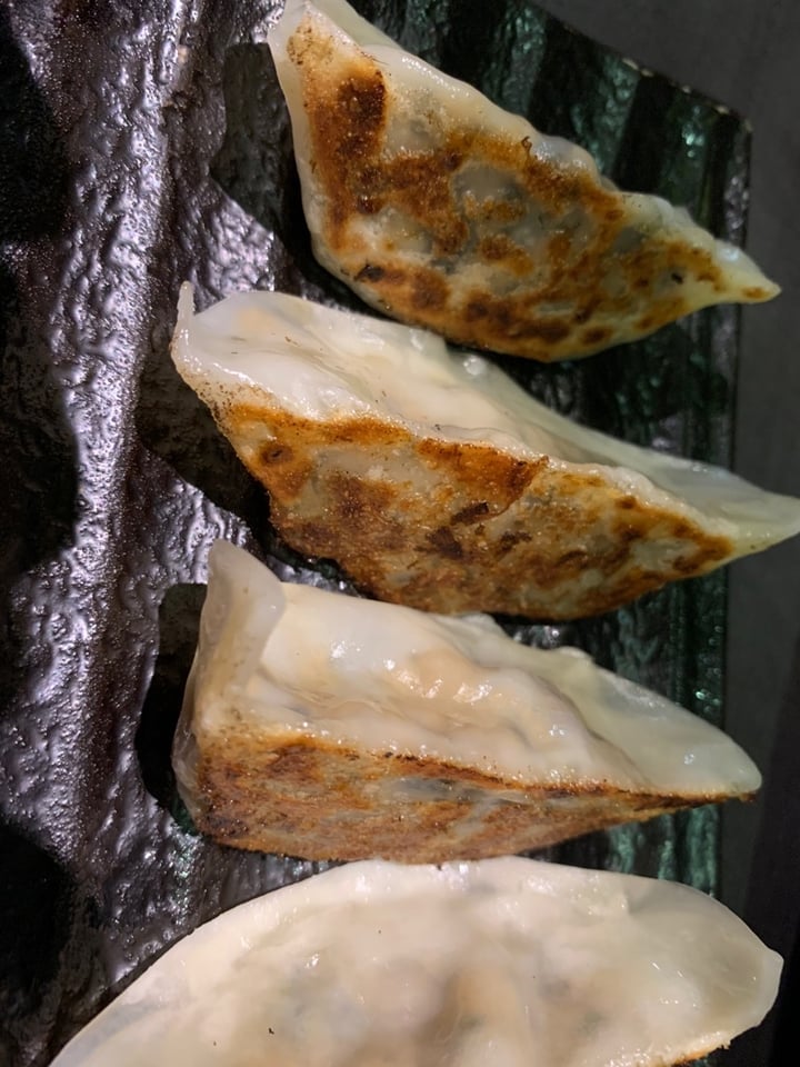 review photo of Herbivore Fried Gyoza shared by @mirtekneepkens on 06 Oct 2020 - review