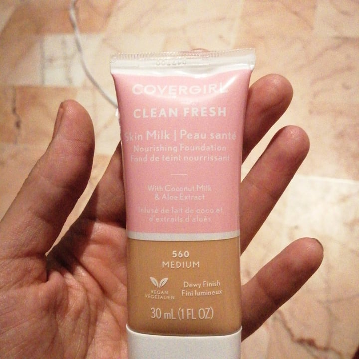 photo of Covergirl Nourishing Foundation shared by @monicaqg on  15 Jul 2021 - review
