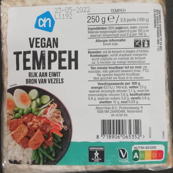 review photo of Albert Heijn AH Vegan Tempeh shared by @alioretti on 15 May 2022 - review