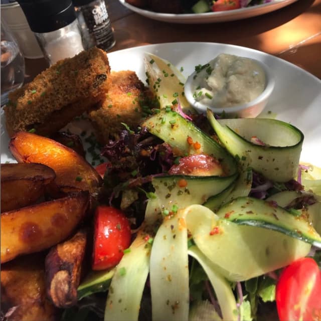 Photo of the dish “Vegan Hake And Chips”