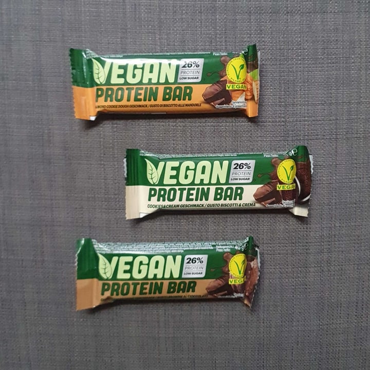 photo of Vegan Protein Bar  Protein Bar Gusto di Biscotto alle Mandorle shared by @queek96 on  02 Sep 2022 - review