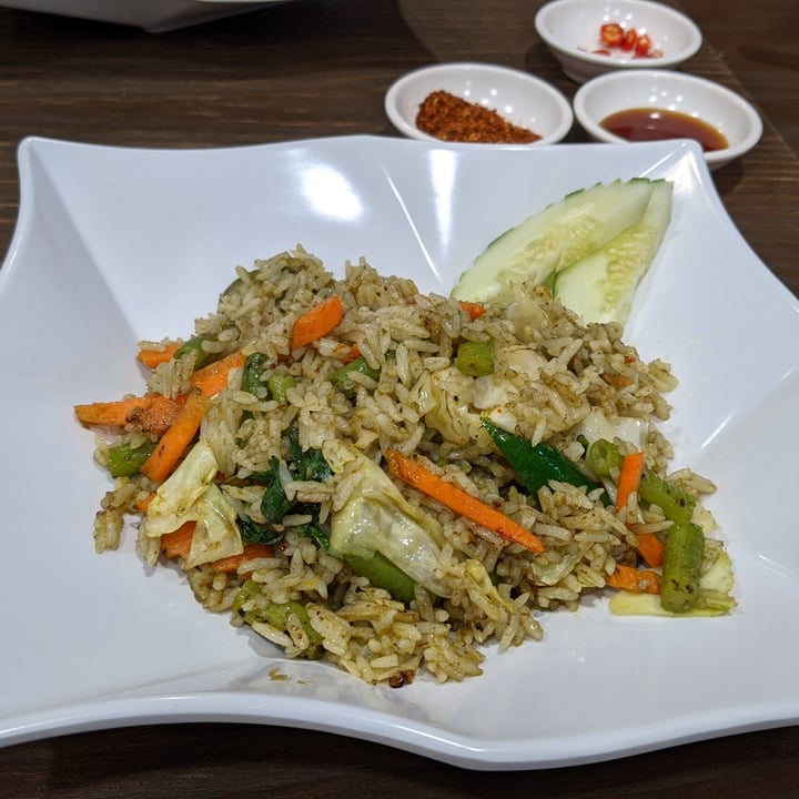 photo of Zenso Green Curry Fried Rice with Veges shared by @bornvegetarian on  04 May 2021 - review