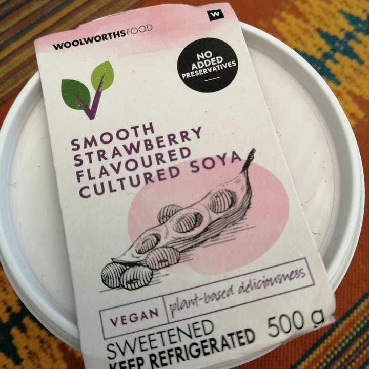 review photo of Woolworths Food Strawberry soya yoghurt shared by @ingridgeertsema on 20 Nov 2021 - review