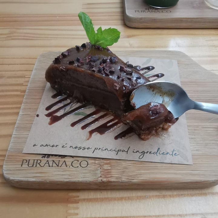 photo of Purana.Co Torta de chocolate com caramelo salgado shared by @ellendia on  19 Jul 2021 - review