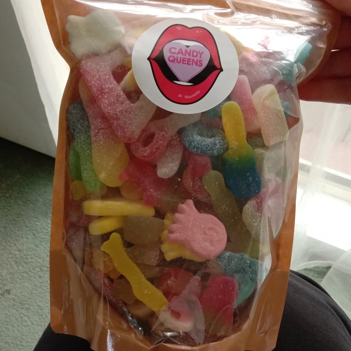 photo of Candy Queens Candy Queens Mixed Gummy Lollies shared by @sarahtheethicalvegan on  01 Aug 2022 - review