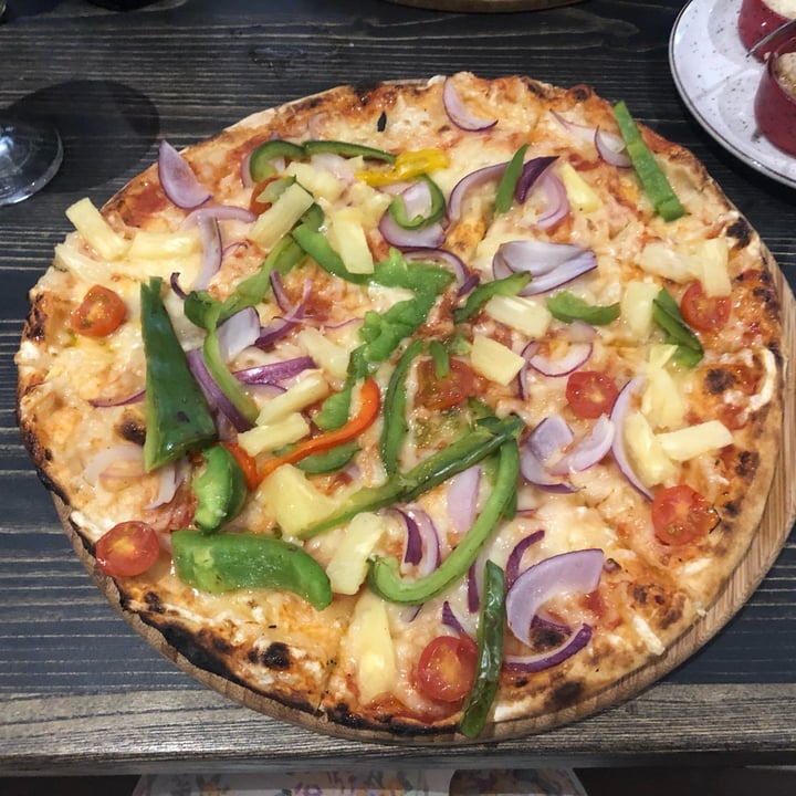 photo of Panarottis Table Bay Vegan Vegetarian Pizza shared by @zsuz on  12 Jan 2022 - review