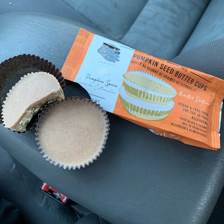 photo of Dwarf Stars Pumpkin Spice Pumpkin Seed Butter Cups shared by @shanefulthings on  28 Oct 2022 - review