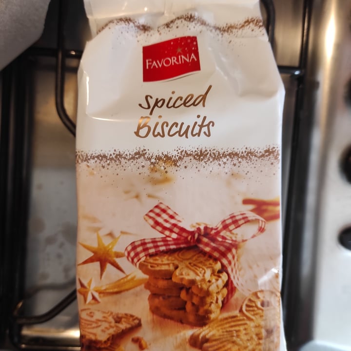 photo of Favorina Spiced Biscuits shared by @geminirisng on  10 Nov 2022 - review