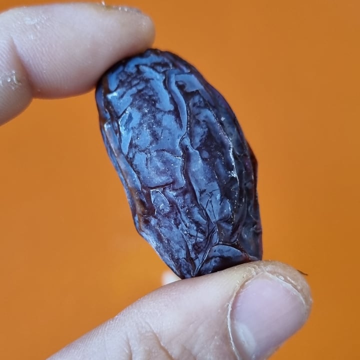 review photo of Mehadrin Medjool Dates shared by @tanochefvegan on 16 Apr 2022 - review