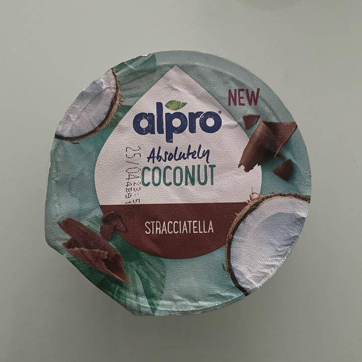 photo of Alpro Absolutely Coconut Stracciatella shared by @annastefani on  28 Mar 2022 - review