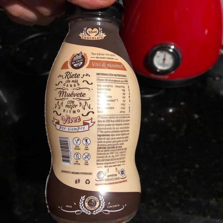 photo of Vívet Leche De Castañas De Cajú Con Chocolate 333ml shared by @vickydeb on  25 Aug 2020 - review