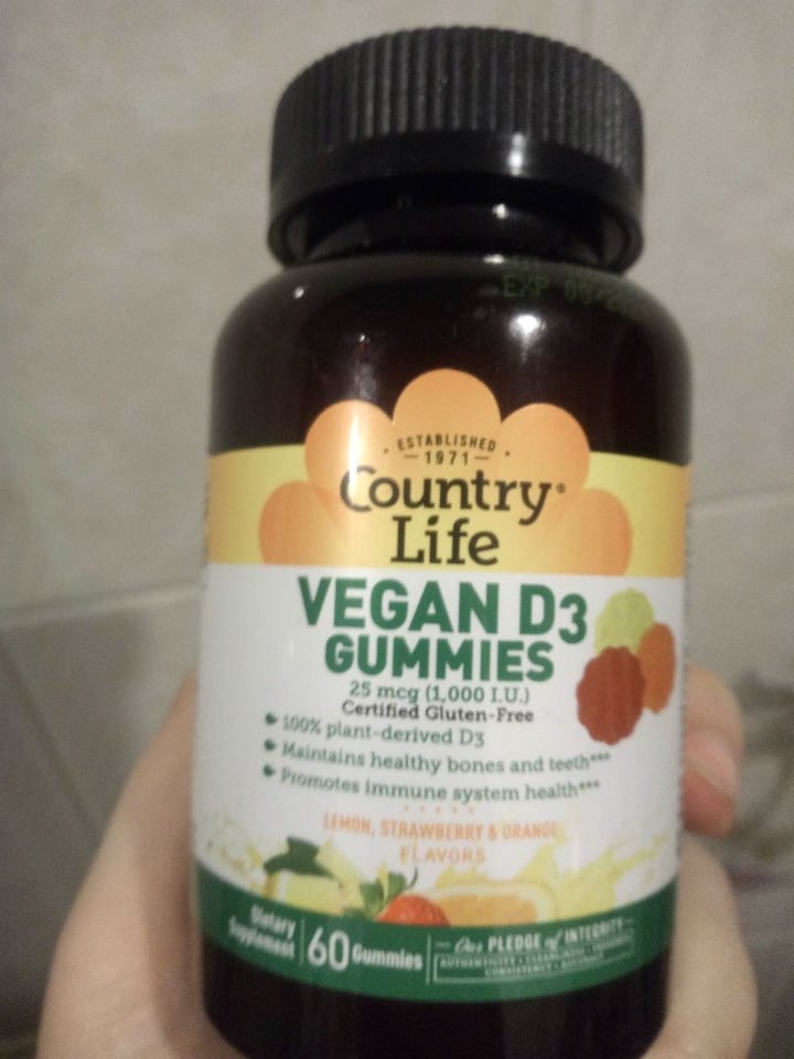 photo of Country Life Vitamins Vegan D3 Gummies shared by @zarquom on  13 Feb 2020 - review