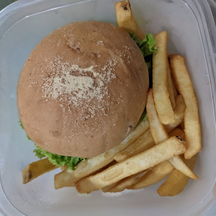 photo of nomVnom Xpress (Permanently Closed) Crispy FIsh Wasabi Burger shared by @junnn on  20 Jul 2021 - review
