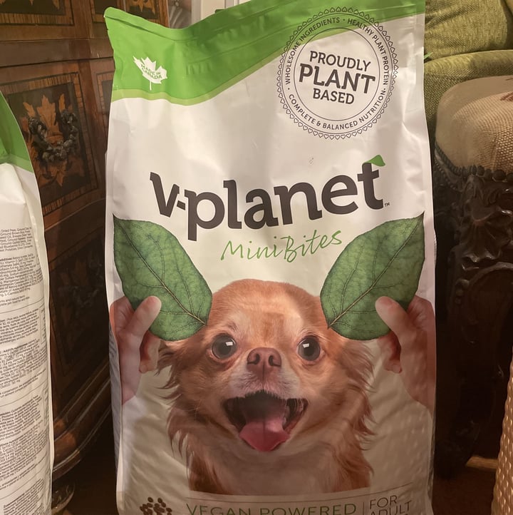 photo of v-planet V-planet Kibble Mini Bites 15lb Bag shared by @imadg on  21 Sep 2021 - review