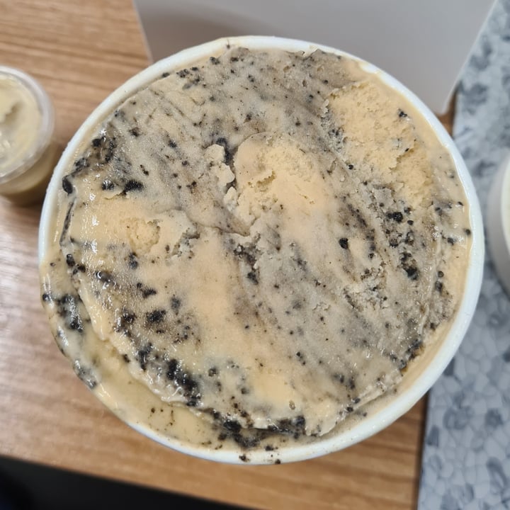 photo of Kind Kones Paragon Cookies and Cream shared by @justjasmine on  05 Sep 2021 - review