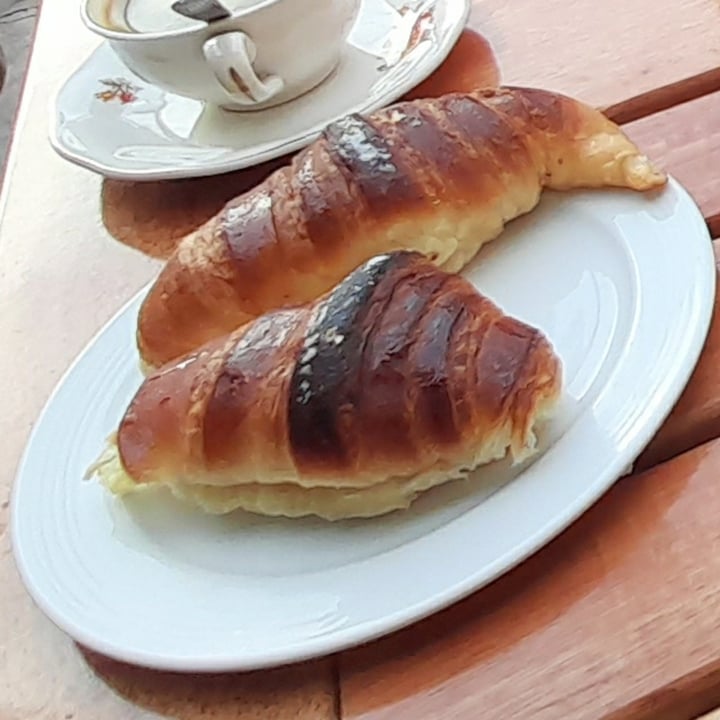 review photo of El Palacio Vegano Medialunas shared by @agusdelga on 14 Aug 2021 - review