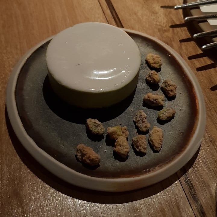 review photo of Sacro Palta Key Lime Pie shared by @frankieseason on 28 Sep 2022 - review