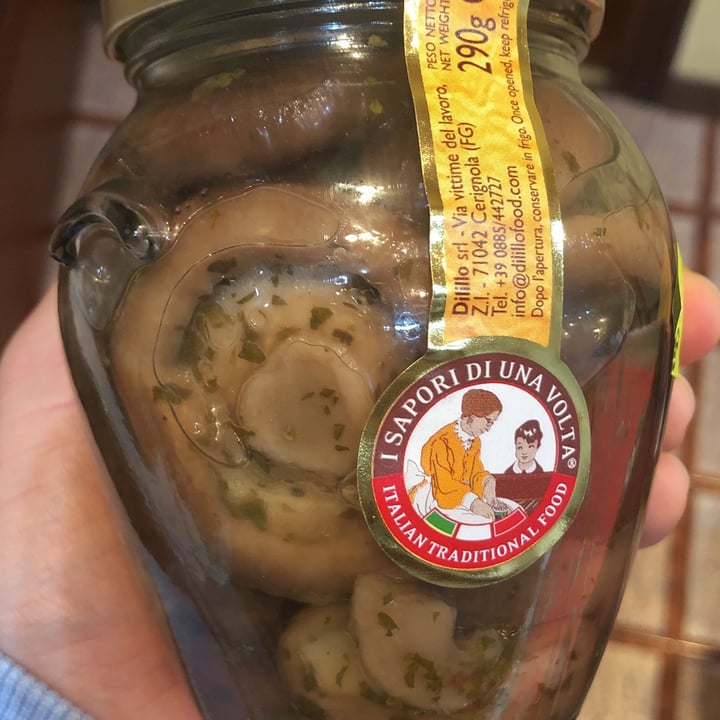 photo of Dilillo Funghi sott’olio shared by @martinapushkina on  14 Dec 2021 - review