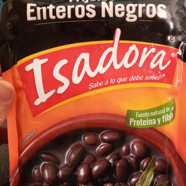 photo of Isadora Frijoles enteros negros shared by @ma6el on  24 Oct 2020 - review