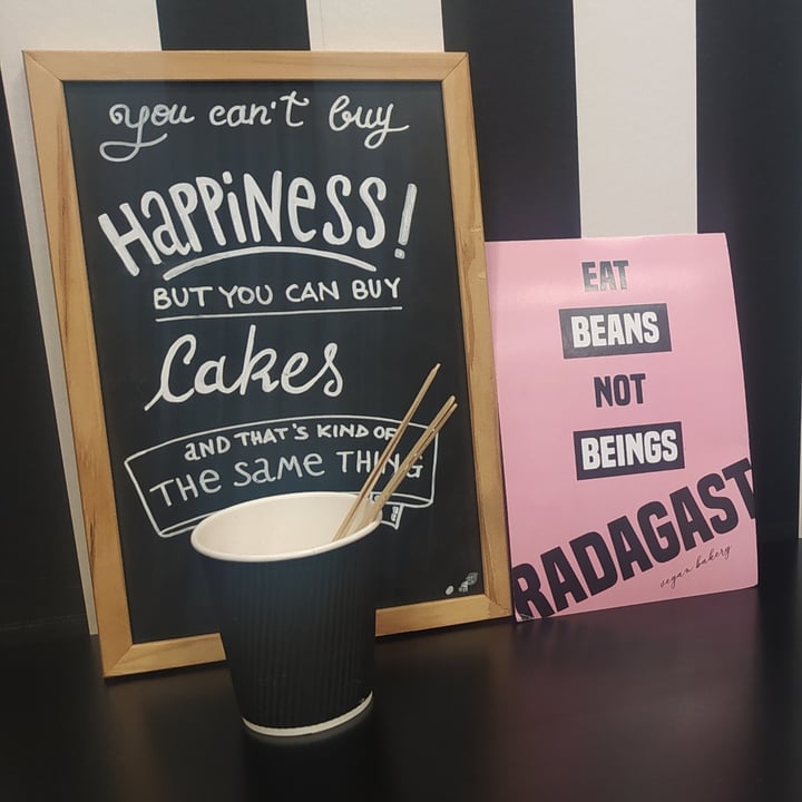 review photo of Radagast Vegan Bakery Mini Jam and Chocolate Tarts shared by @stef77 on 22 Nov 2020 - review