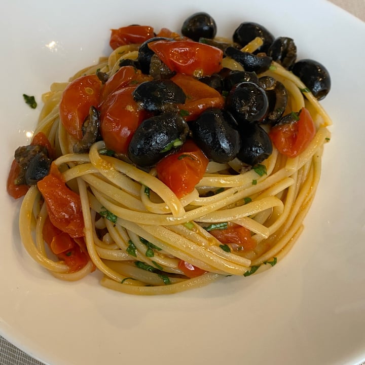 photo of Il Posocchino Spaghetti con pomodorini e olive shared by @clara1999 on  09 Jun 2022 - review