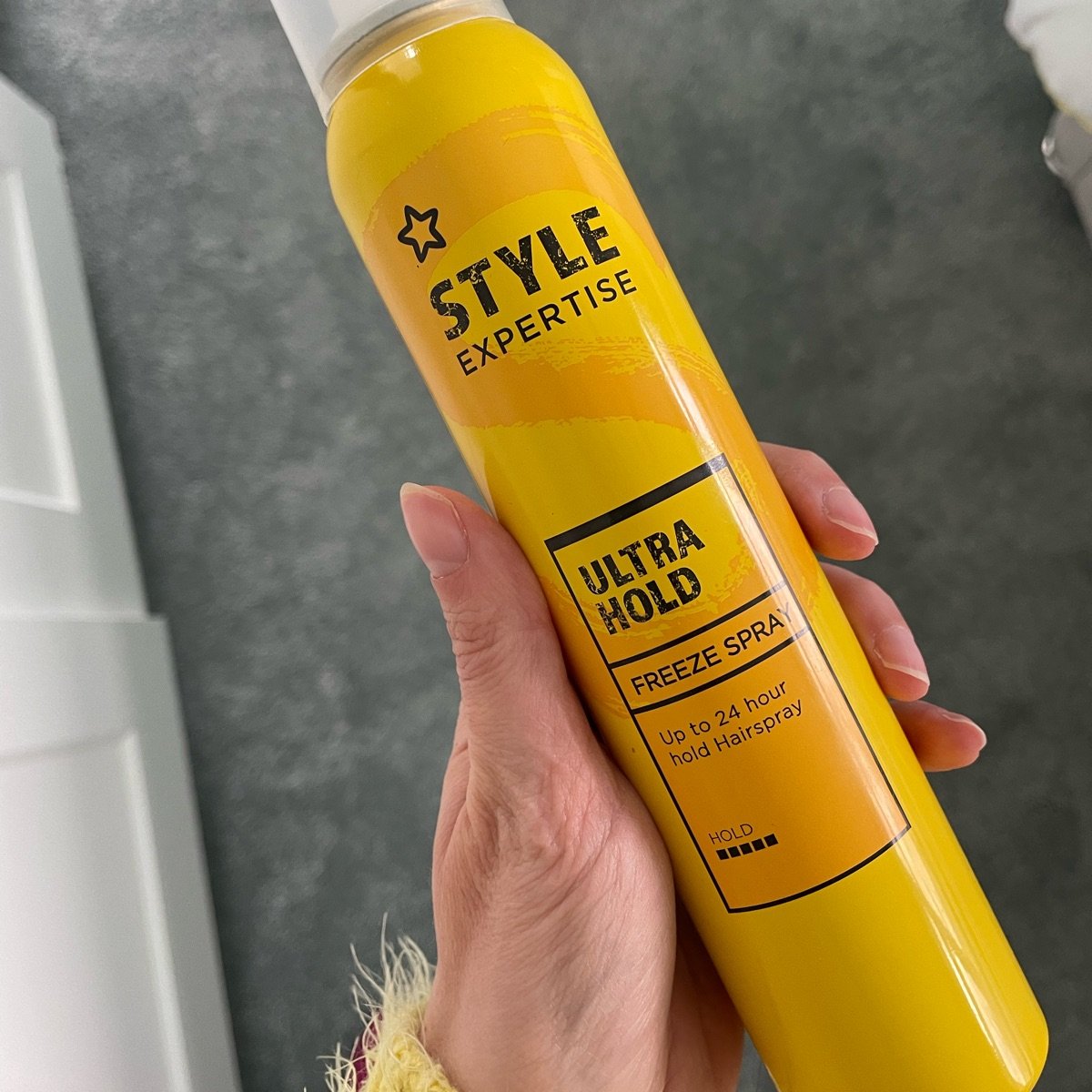 Superdrug Store plc Style Expertise Ultra Hold Freeze Spray Reviews