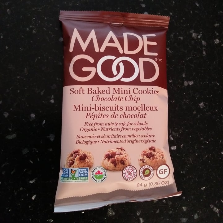 review photo of Made Good Chocolate Chip Soft Baked Mini Cookies shared by @practicallyvegan on 11 Nov 2020 - review