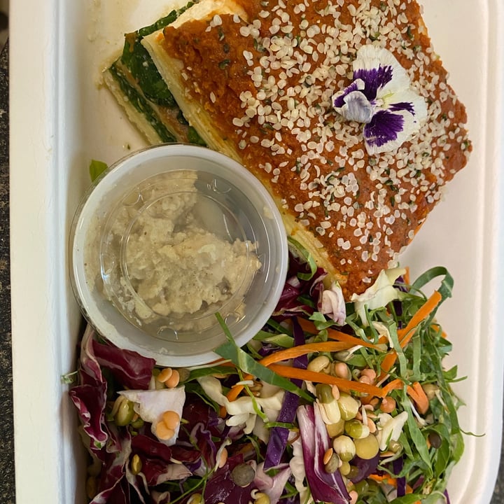 photo of ionie Retreat and Organic Raw Food Cafe Kelp Pesto shared by @criszy on  19 Apr 2021 - review